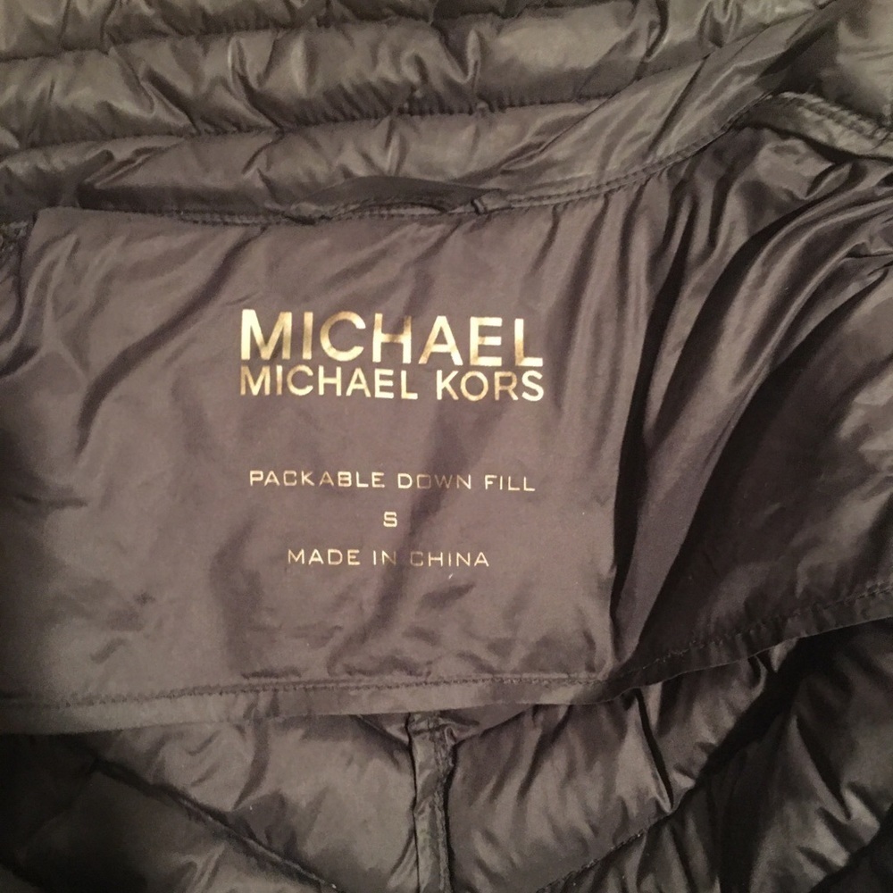 MICHAEL KORS black bubble jacket - Picture 2 of 7